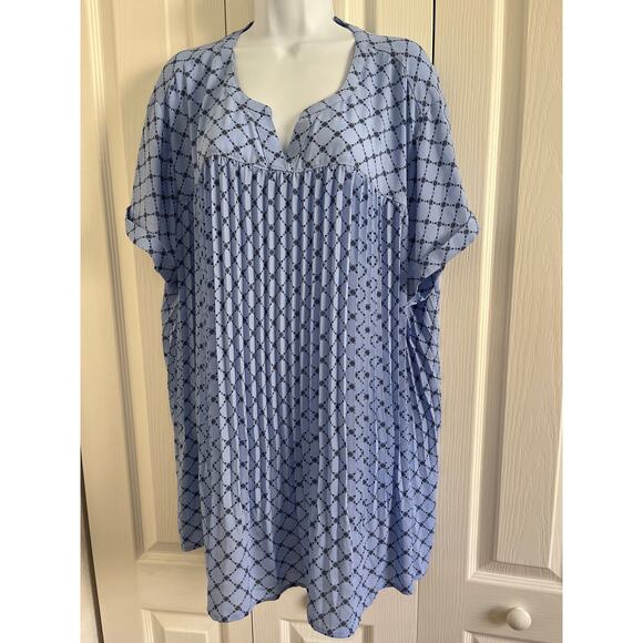 CROFT & BARROW BLUE & WHITE FLORAL Round Neck SHORT SLEEVE CRINKLE TOP SZ 2X 18 - Picture 1 of 10